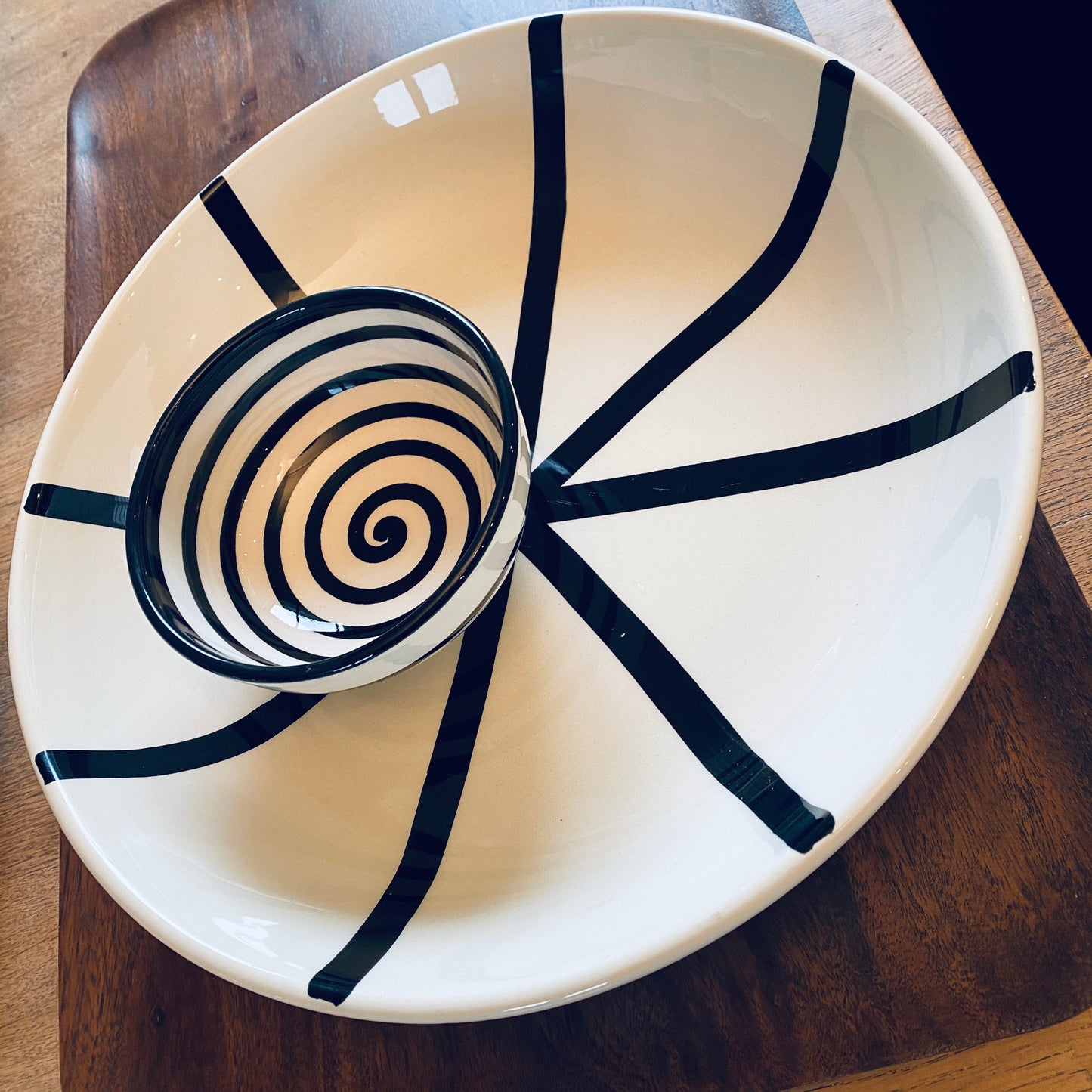 Porcelaine noire et blanche – Design graphique et épuré - NEW !