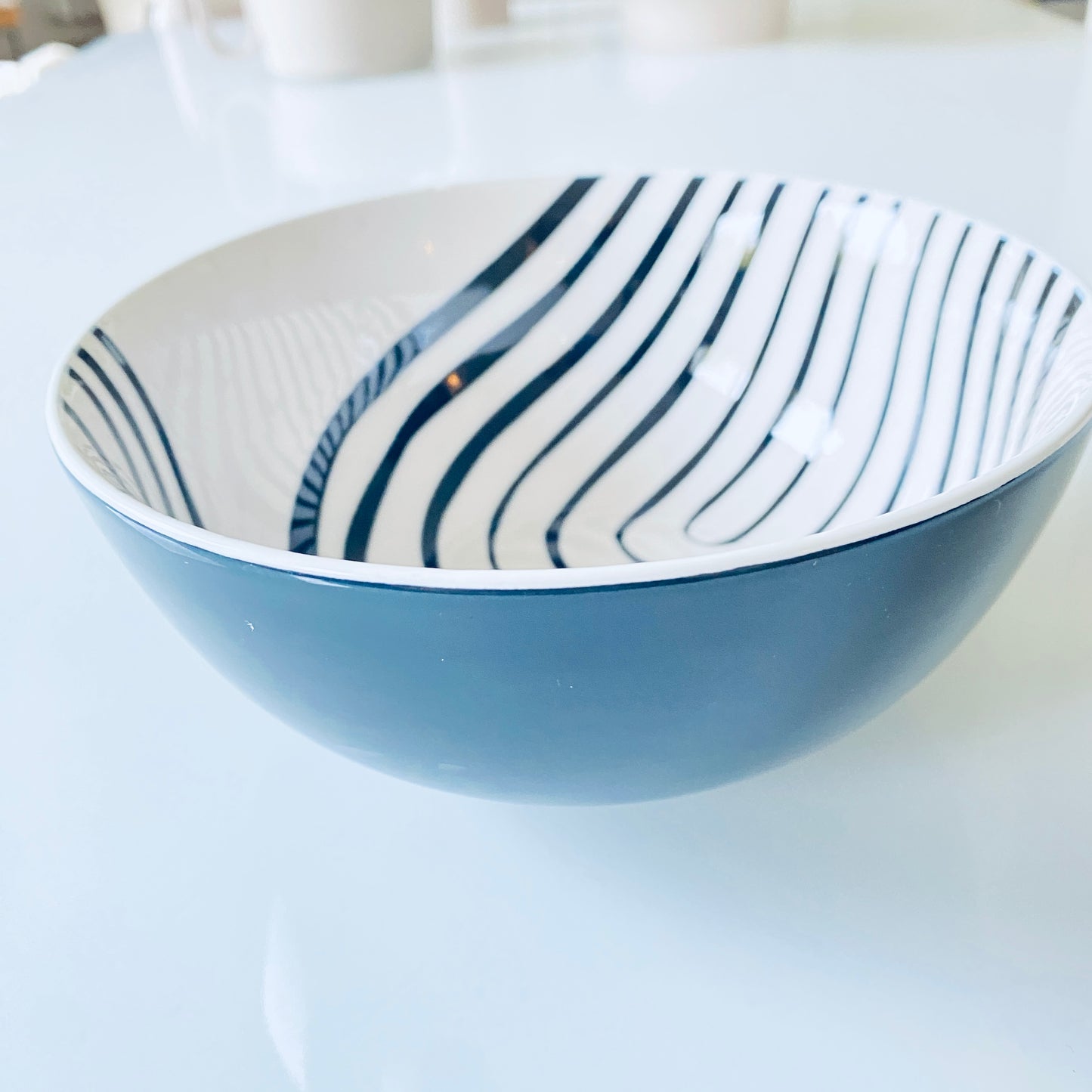 Porcelaine noire et blanche – Design graphique et épuré - NEW !