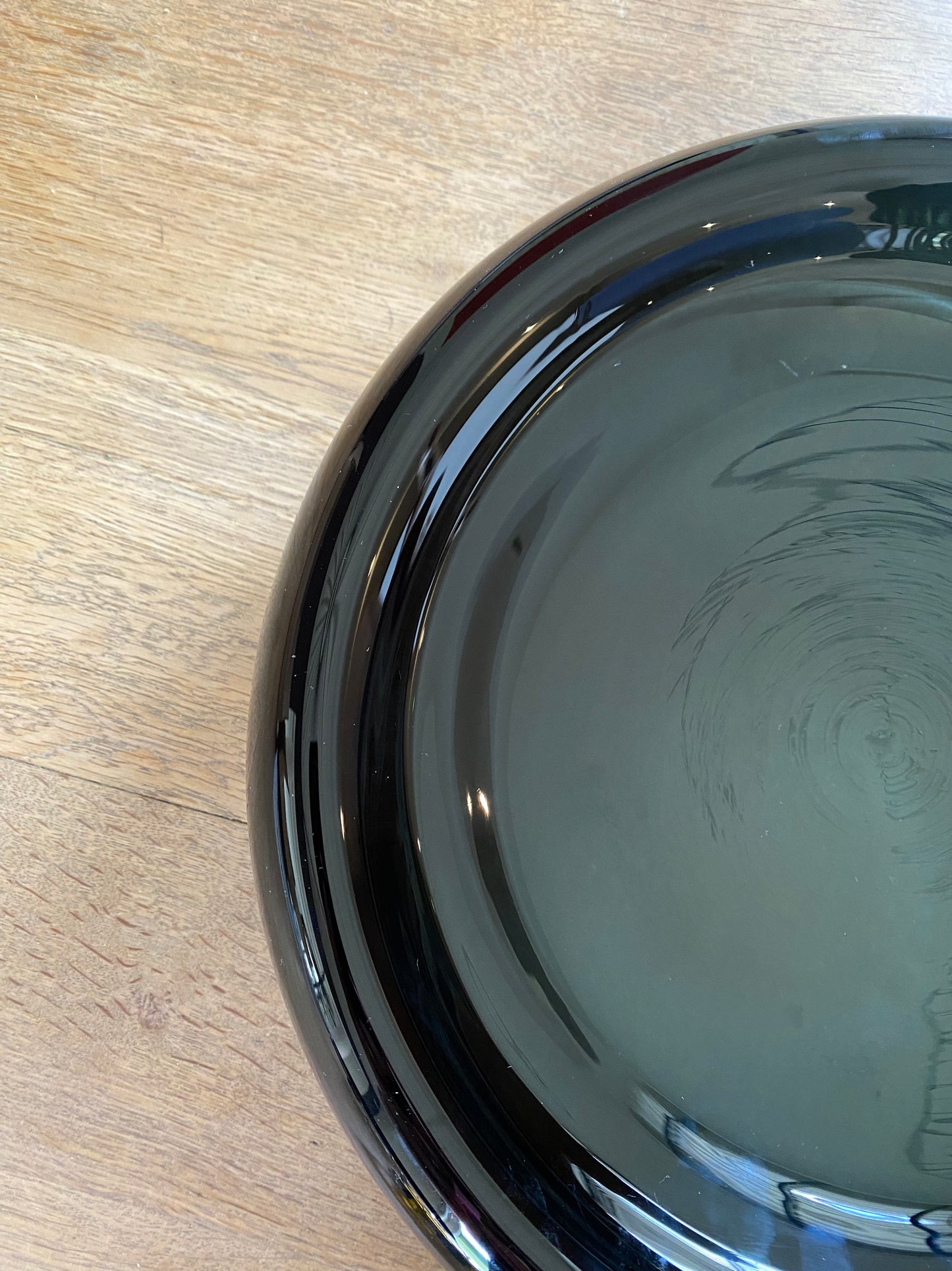 Bol/plat verre fumé noir Courbes