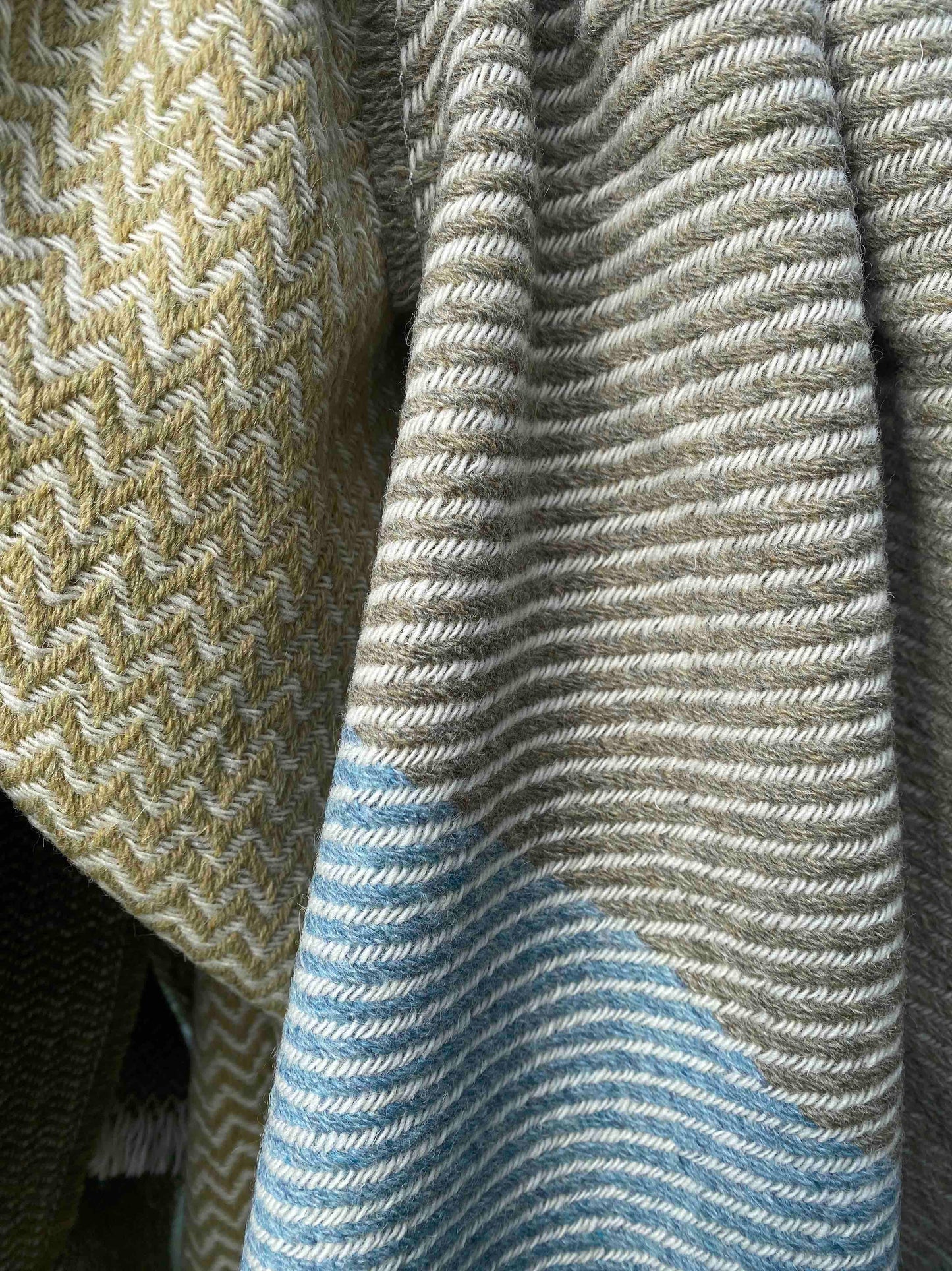 Plaid WarmWool 150 x 180 cm - 100 % laine - 7 coloris