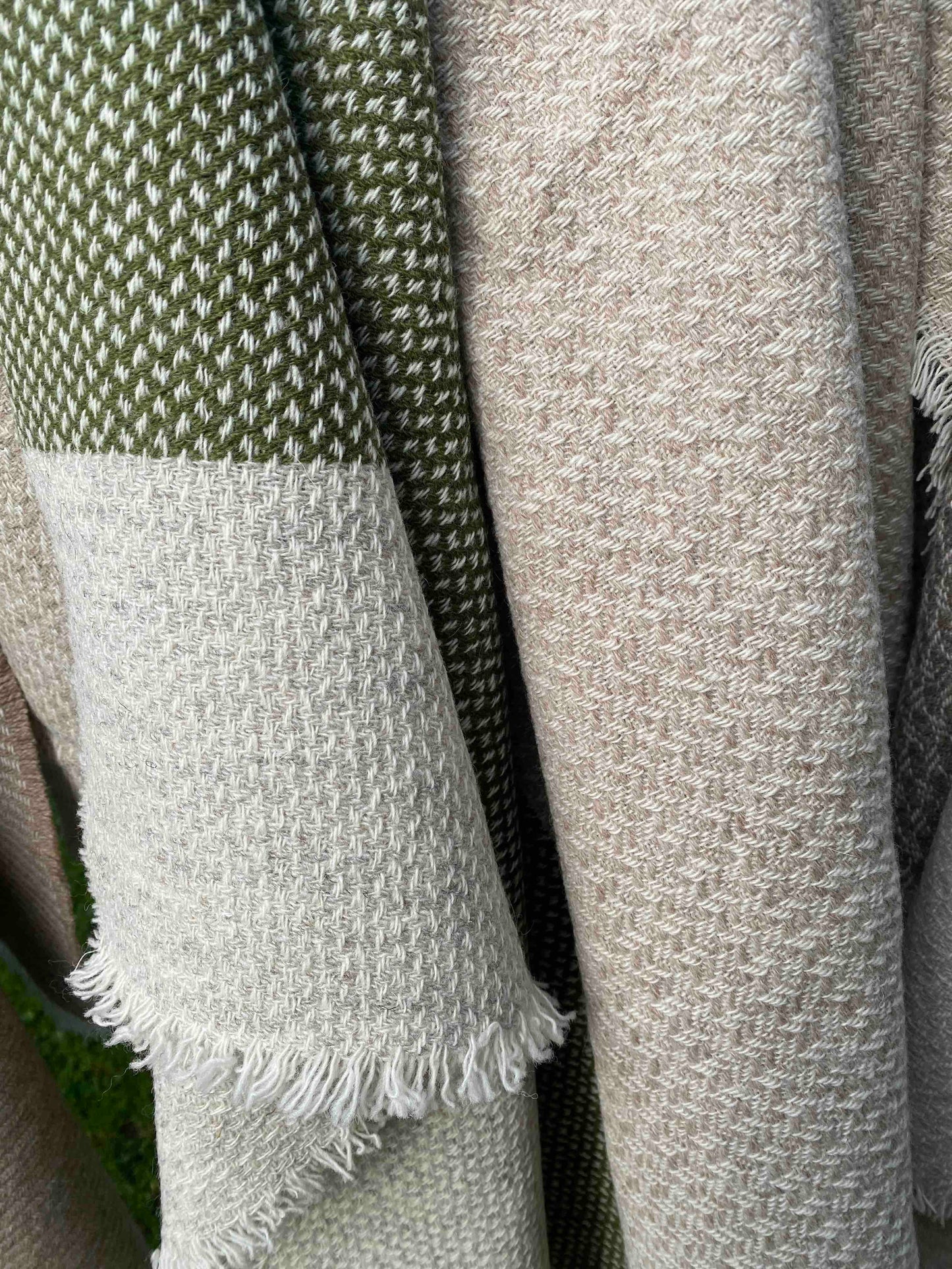 Plaid WarmWool 150 x 180 cm - 100 % laine - 7 coloris