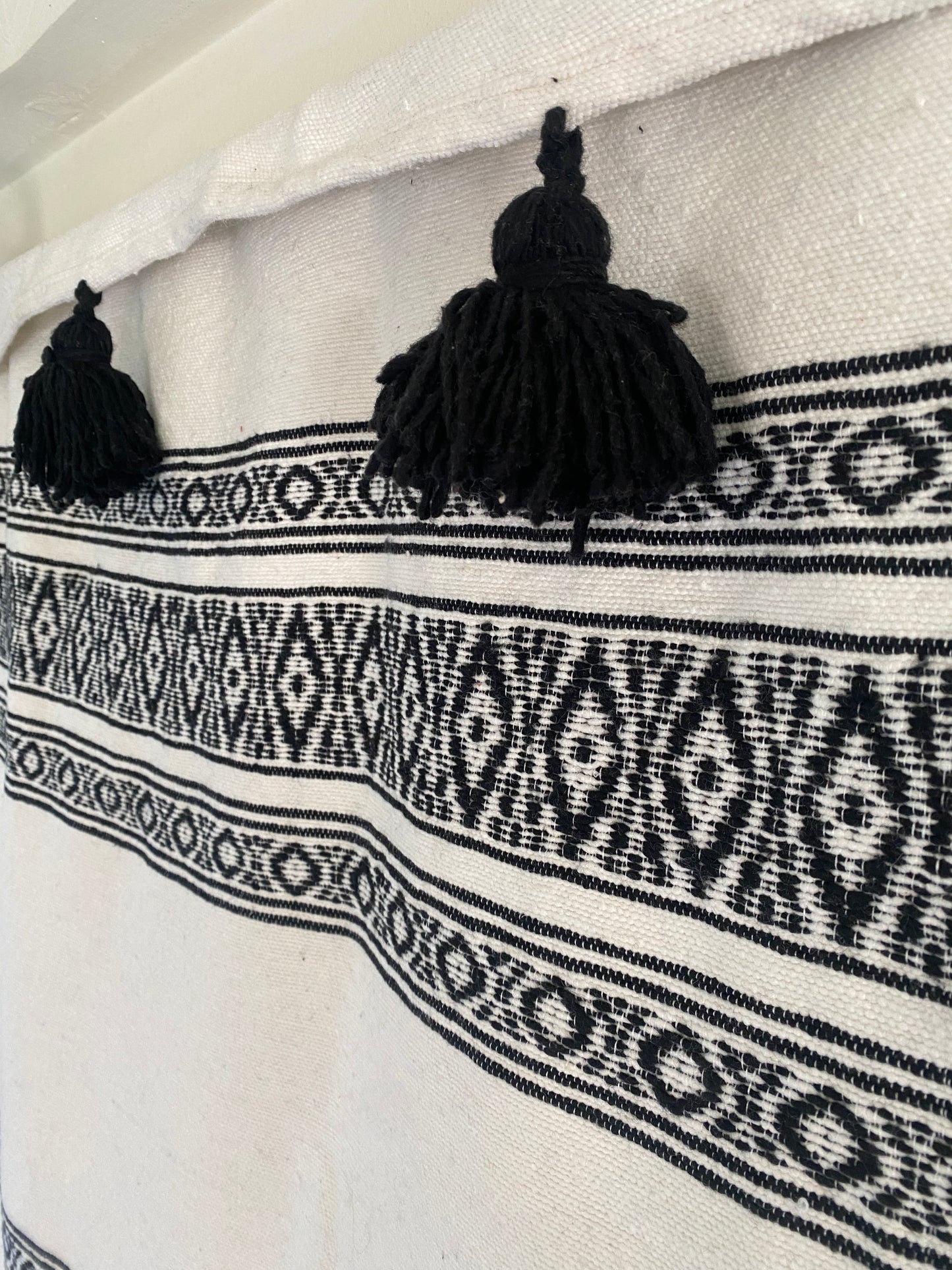 Plaid Pompons en Coton 100 x 200 cm – Capsule Marrakech