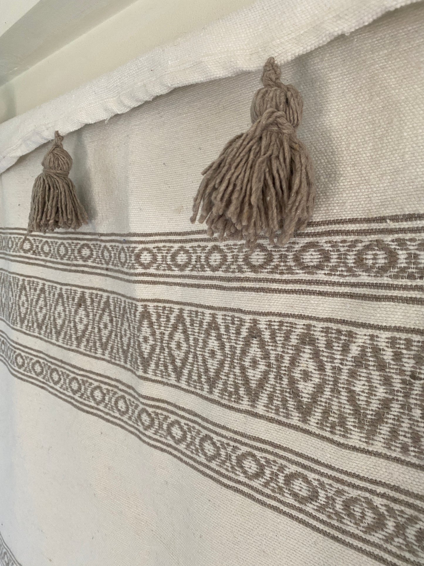 Plaid Pompons en Coton 100 x 200 cm – Capsule Marrakech