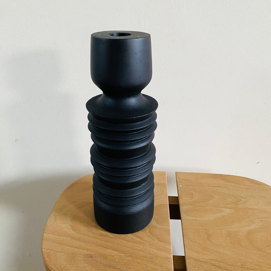 Bougeoirs décoratifs en bois noir